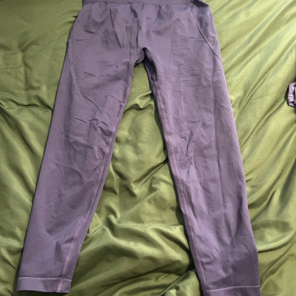 Zyia Active purple seamless leggings